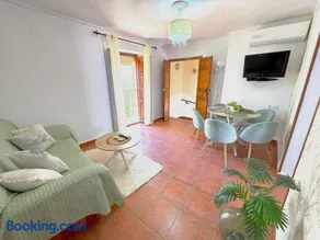 Evans Realty BP Casa Higinea Céntrico y terraza - Image 4
