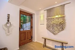 Charming Bohemian Chic Style Villa 4 Bedrooms Villa Punti Waterfront Sea - Image 3