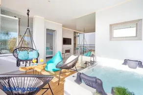 PURO BEACH. Charming apartment with jacuzzi. - Image 3