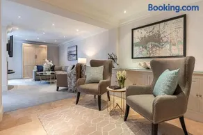 AVAL Stunning 6-bed house near Harrods in Knightsbridge - Image 4