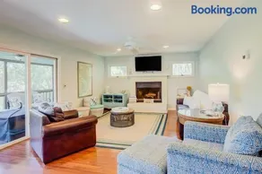 Goldie's Retreat - Image 3