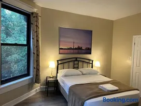 Bauer Guesthouse - Image 1
