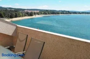 Impresionantes vistas al mar cerca de Santiago - Image 2
