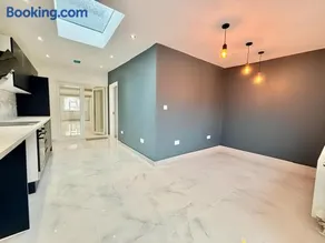 The Kent Lux Haven - Image 2