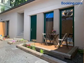 Cozy friendly place with free parking - Image 2