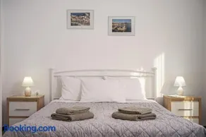 Ether Seaside Apartment 1 - Image 1