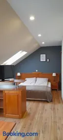Family Hotel Pchelina - Image 1