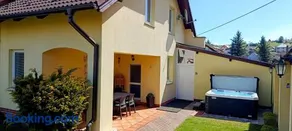 VILA RIVIÉRA so súkromnou vírivkou a dva samostatné apartmány - Liptov Bešeňová - Image 2