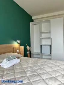 TENUTA PETRONILLA Room - Image 4