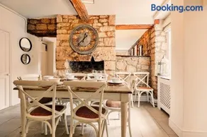 Finest Retreats - Hendy Cottage - Image 2