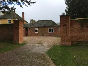 Beautifully appointed & cosy self contained annexe - Image 3