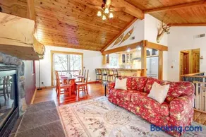Sky High Cabin - Image 4