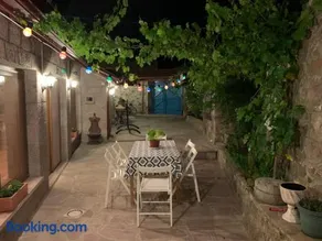 Olive Ranch Guest House - Image 4