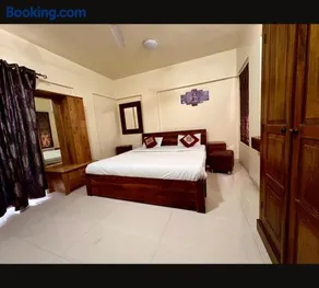 Leisurely Abode Service Apartments And Homestay - Image 1
