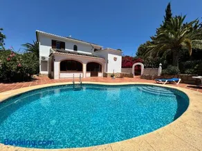 Villa Algarrobo - Image 1