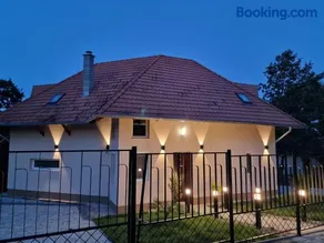 Forest House Balaton - Image 2