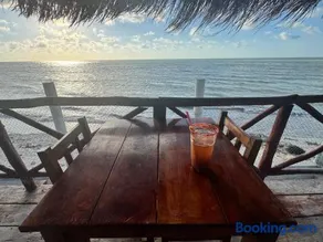 Villa Frente al Mar con Alberca, 5 Recámaras - Image 4