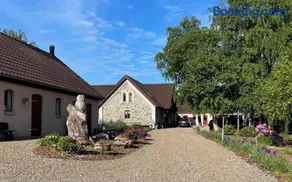 Holmens Guesthouse - Image 1