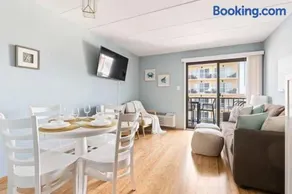 Boardwalk Condo with Ocean View Balcony & Pool - Image 1