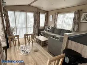 Haywood - 3 bed Pet Friendly Holiday Home at Seal Bay - Image 2