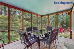 Hillside Cottage - Image 1