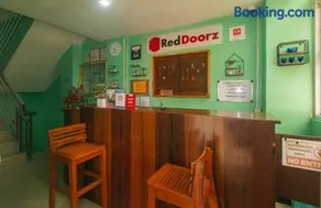 RedDoorz near EDSA Camp Crame - Image 1