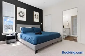 2BR King Bed Balcony Cary Crossroads - Image 3