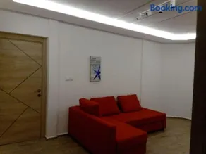 Taza Apartment Hotel With Restaurant & Parking - Image 4