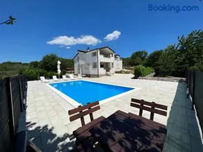Family Villa Jelena, Cista Provo - Image 2