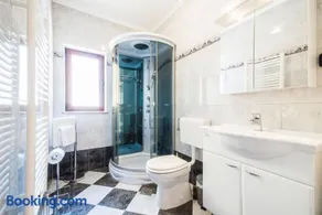 Villa Gresti, a beautiful and private summer villa - Image 5