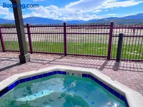 TLC406 - Timberline Cove Lakeside Condo - Image 4