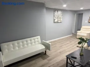 Private Room With Own Entrance - Image 3