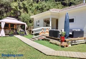 Wainui bush retreat - Image 1