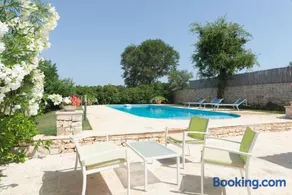 Trullo Filippo with exclusive pool - Image 2