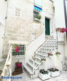 Opera Prima Apartment and Room - Image 4