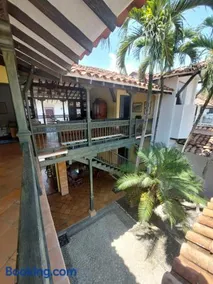 Espectacular Casa en Cauca viejo con piscina, jacuzzi y turco - Image 3