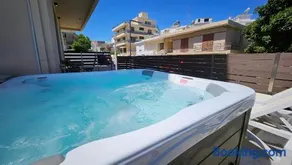 Rhodes City University Suite - Image 1