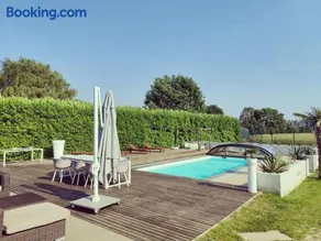 Guest house with private pool & jacuzzi - Image 5