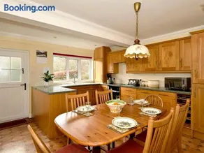 Molly's Cottage - Image 4