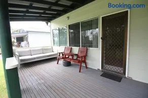 Cherry Street Cottage - Image 2