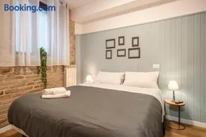 Maison all'Arco - Image 1
