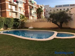 Alojamiento grande para familias con Piscina - Image 1