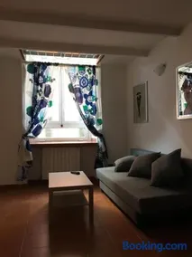 MIDA HOUSE - Image 2