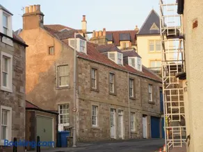 Anchor House - Image 5
