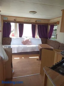 Sunrise Caravan - Image 1