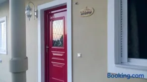 Plagia's Sunset Apartments - Image 2