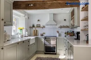 Roundhill Farm Cottage - Image 1
