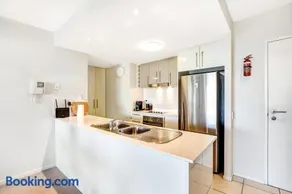 Central Kings Beach 2 BR APT w Pool and Spa access - Image 5