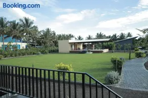 Alkraj Resort And Spa - Image 1