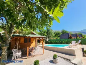 PARADISO pool&house - Image 1